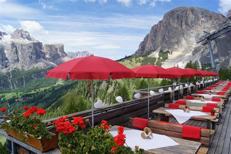 rifugio prada|Col Pradat Lodge in Alta Badia in the heart of the South Tyrolean .